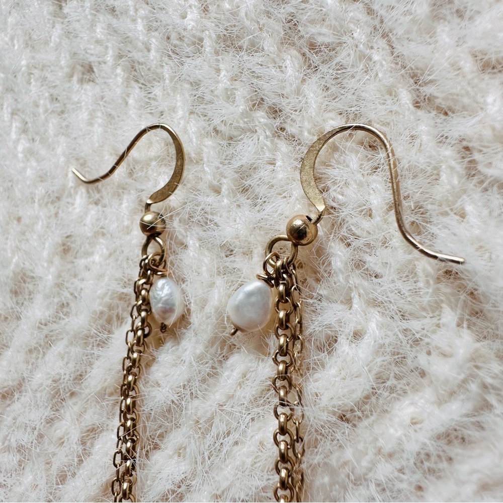NWOT Gold Earrings
